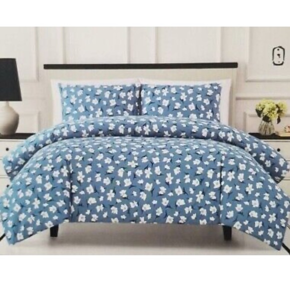 kate spade Bedding Kate Spade Fullqueen Blue Foral Comforter Set
